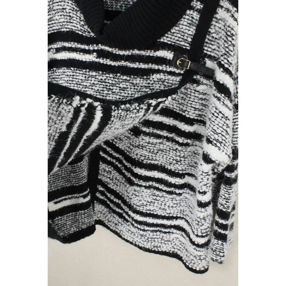 Calvin Klein Cowl Neck Sweater Cape  L/XL Black White Chunky‎ Long Sleeve